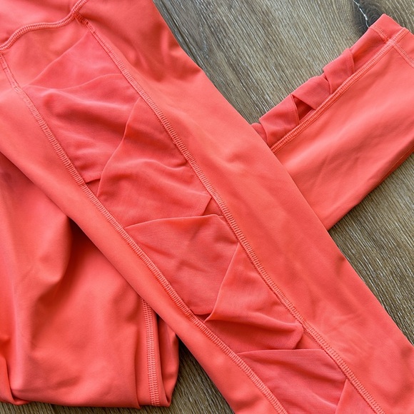 Lululemon leggings - Picture 4 of 4